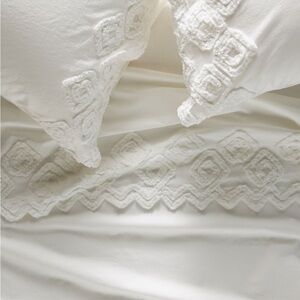 White Anthropologie KING 100% Cotton sheet set MSRP $129